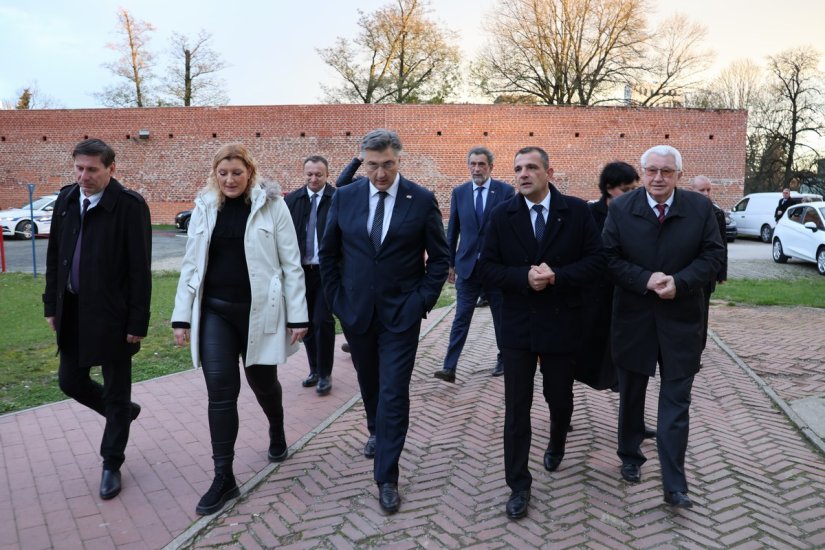 Župan Posavec i gradonačelnica Cividini ugostili premijera Plenkovića i ministra Fuchsa