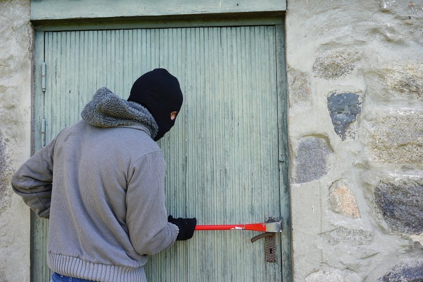 Otkriven provalnik u dvije obiteljske kuće