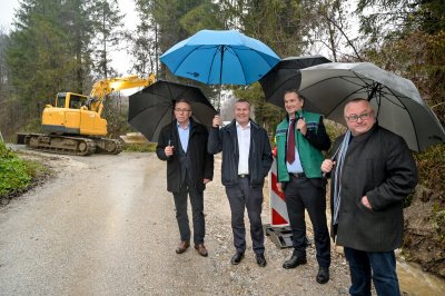 FOTO Župan Anđelko Stričak obišao sliv potoka Ivanečke Željeznice