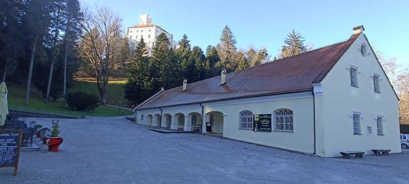 Obnovom pomoćne zgrade do reprezentativnog prostora za izložbe i druga događanja