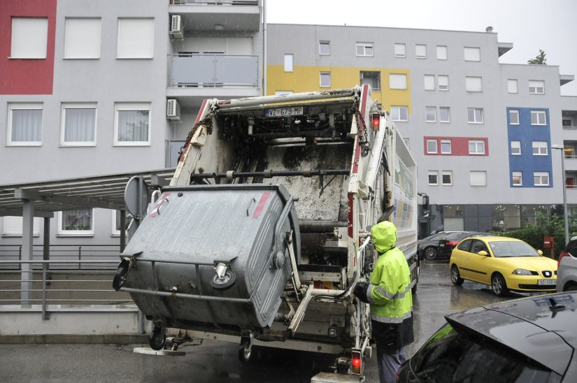 Počele prijevare s odvozom otpada, policija poziva na oprez