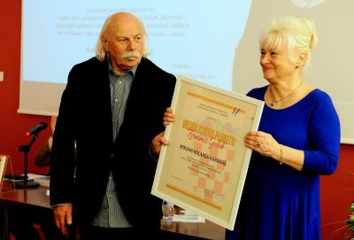 FOTO Varaždinskoj pedijatrici dr Mirjani Kolarek Karakaš uručena prestižna pjesnička nagrada