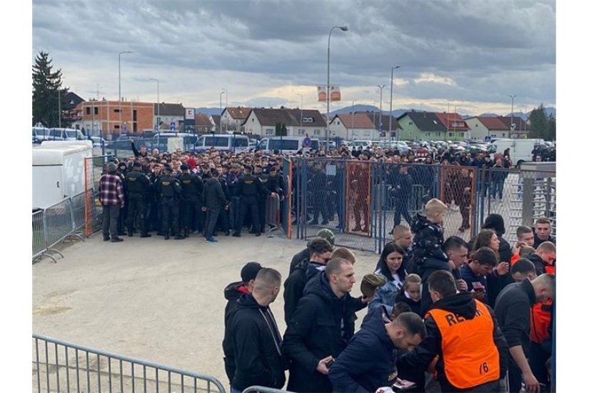 PU VARAŽDINSKA Prije početka utakmice u Policijsku postaju privedeno osam osoba