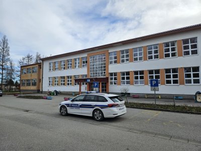 Učenik OŠ Ludbreg pao s prvog kata školske zgrade