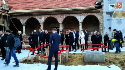 Premijer Andrej Plenković obišao gradilište dvorca Opeka