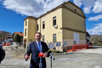 Stara škola Novi Marof nakon rekonstrukcije postat će Multifunkcionalni centar za mlade