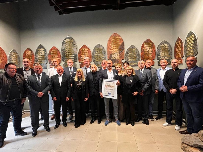 Izborniku svjetskih i europskih doprvaka Ivici Tucku braniteljska plaketa