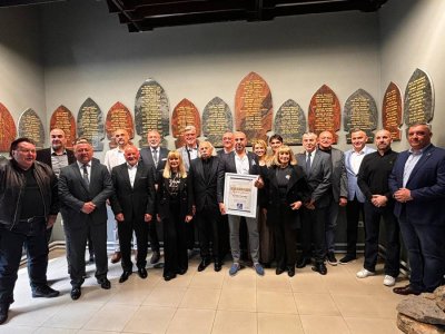 Izborniku svjetskih i europskih doprvaka Ivici Tucku braniteljska plaketa