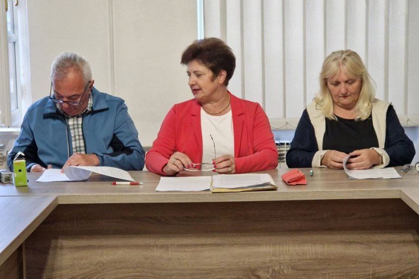FOTO Gradonačelnica Ratković s predstavnicima udruga potpisala ugovore o dodjeli financijskih sredstva