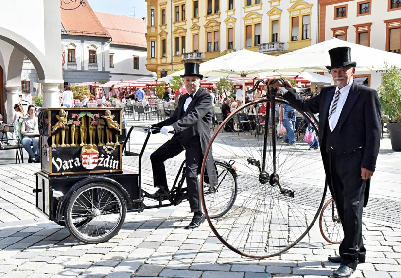 FOTO Verglecom i oldtimer biciklom šarmirali i razveselili Varaždince
