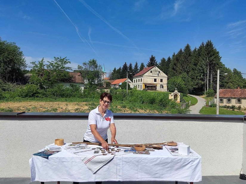 DONJA VOĆA Izložba idejnih rješenja Interpretacijskog centra Špilja Vindija
