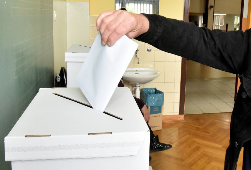 Birači će u nedjelju, 18. svibnja odlučivati na 6. 600 biračkih mjesta, što je 28 više nego prije četiri godine