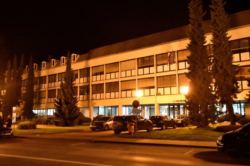 Samohrana majka ne vidi pomoć institucija: Ne plaća pa prijavim, nešto plati i sve stane