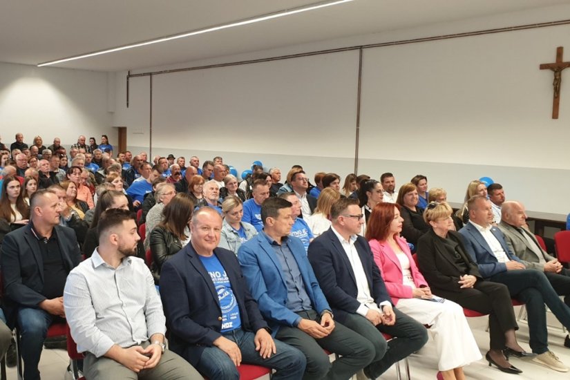 FOTO Damir Poljak u Bednji predstavio program za snažan nastavak razvoja općine