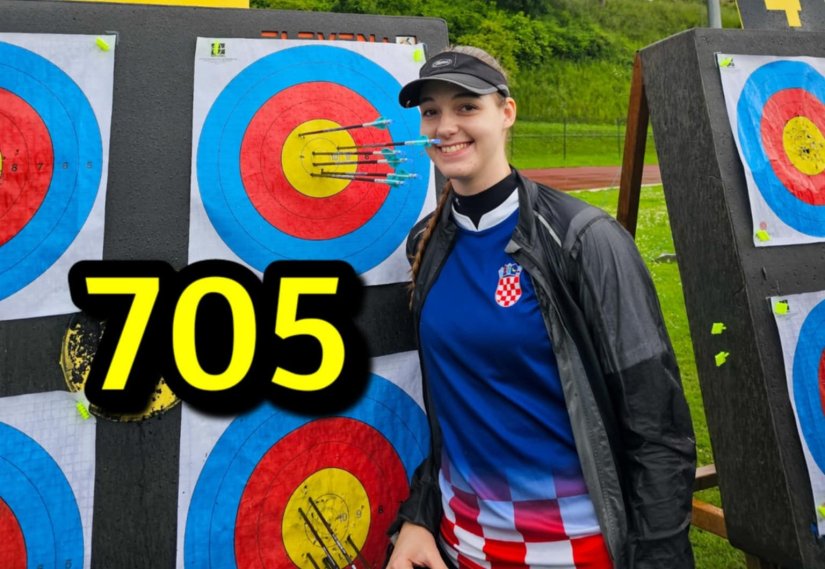 Amanda Mlinarić osvojila medalje na Veronikinom kupu u Kamniku, uz novi hrvatski rekord