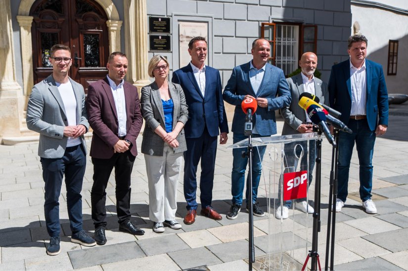 I Možemo podržao Istera; &quot;HDZ-ove hobotnice najčvršće su po županijama, oduzmimo im njihova lena&quot;