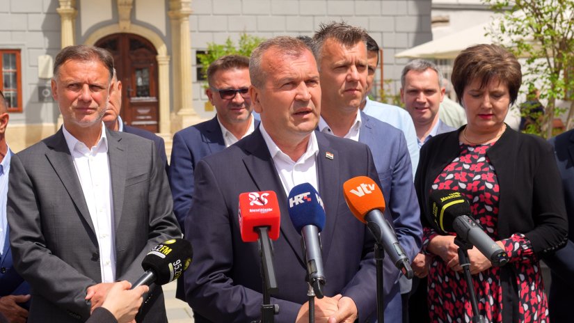 Stričak o predizbornoj kampanji: Sve je to Čačićev rukopis