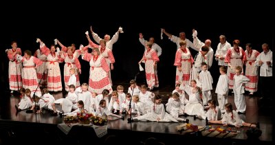 FOTO &quot;Plesom kroz generacije&quot; - plesno putovanje spojilo je najmlađe i najiskusnije