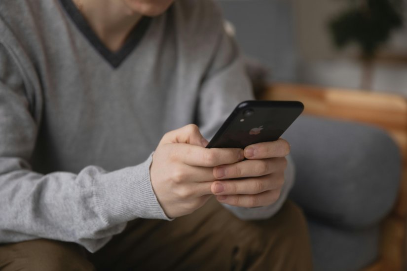 Dobili ste SMS poruku zbog počinjenog prekršaja? Ne nasjedajte!