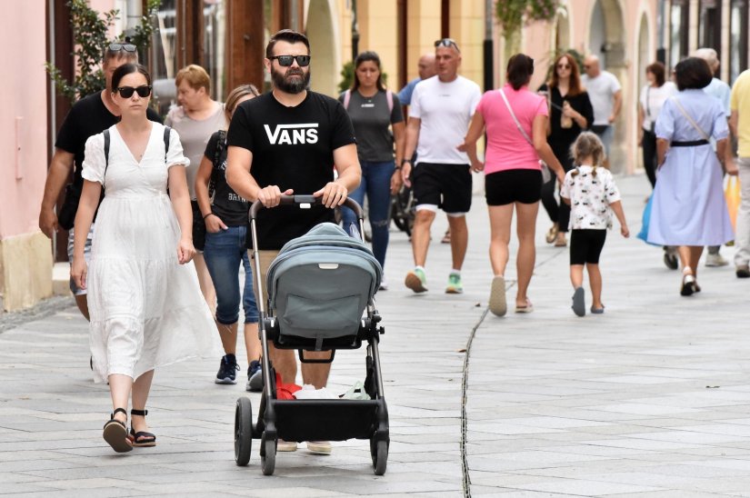 U prva tri mjeseca u našoj županiji rođena jedna beba više u odnosu na lani