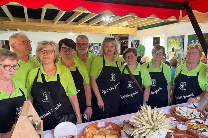 FOTO Udruga Starinski žmaki iz Brezničkog Huma okusima i mirisima tradicije osvaja Hrvatsku