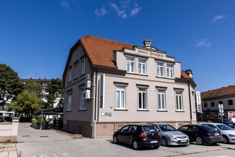 Dobitnik/ica poklon bona od 100 eura povodom 18 godina Hotela Varaždin je...