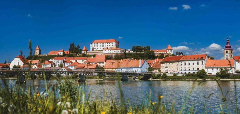 Osjetite atmosferu najstarijeg slovenskog grada!