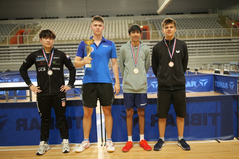 VŽ Pong: Nastupilo 100-injak natjecatelja, Starr osvojio zlatnu i srebrnu medalju