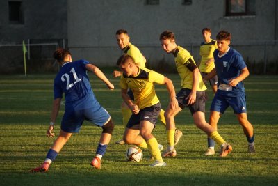 FOTO Zadrugar preokretom do pobjede na gostovanju, Obreš svladao Mladost (VT)