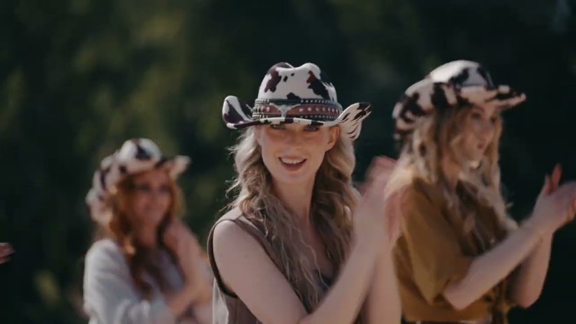 VIDEO Dijete sjevera &ndash; poslu&scaron;ajte pop country pjesmu koja govori o ljepotama života na sjeveru Hrvatske