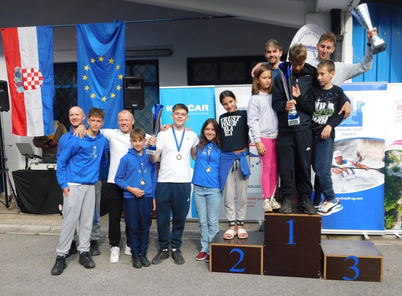 Kajak kanu klub Varteks nastupio na 56. međunarodnom maratonu od Samoborskog otoka do Zagreba
