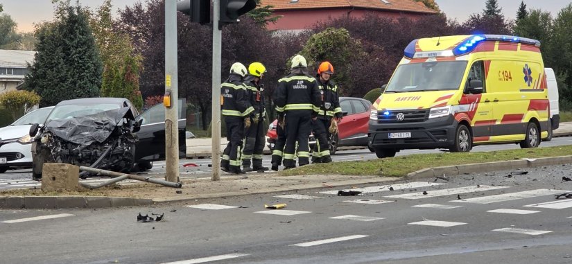U Međimurskoj ulici u Varaždinu ozlijeđena 50-godišnja vozačica