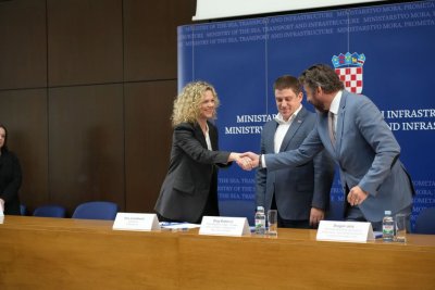 "Nabavom sedam električnih autobusa Varaždin postaje zeleniji, tiši i ugodniji za život"