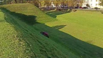 VIDEO Ide kosilica, a gdje je nestao čovjek?