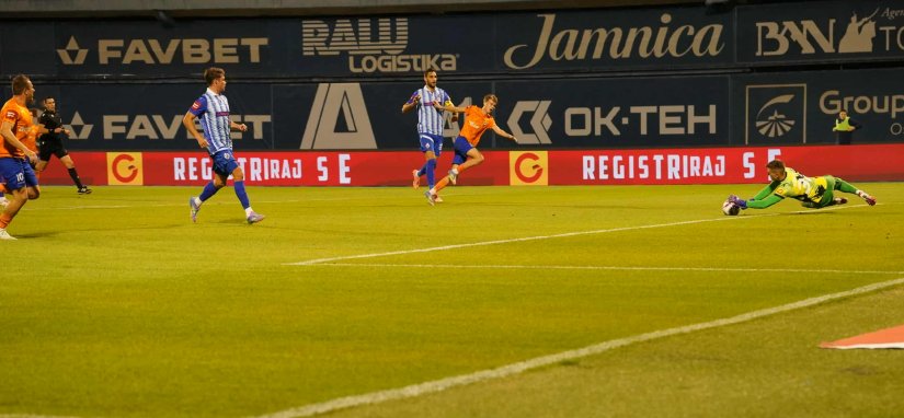 FOTO Lokomotiva prošla u četvrtfinale Kupa, svladala Varteks s 4:0