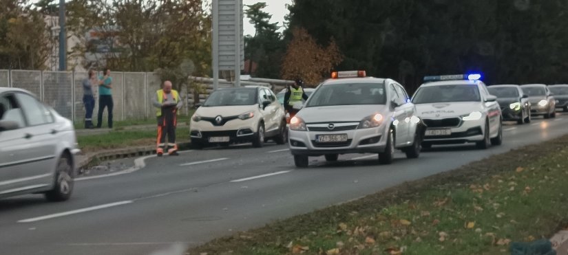 FOTO Prometna nesreća kod židovskog groblja u Varaždinu, promet usporen
