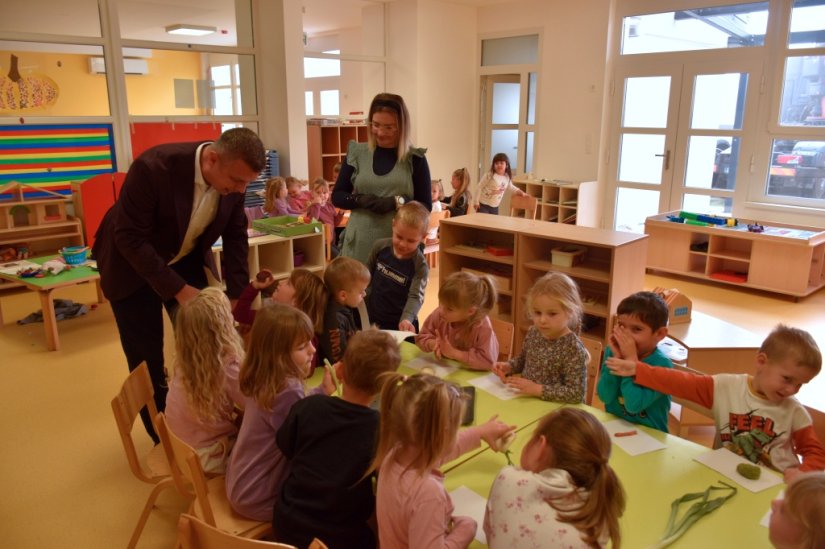 FOTO Vrtić u Petrijancu opremljen didaktičkim, motoričkim i edukativnim igračkama
