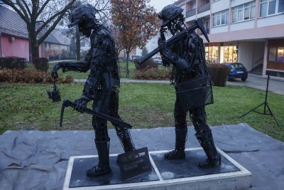 RUDARSKA TRADICIJA Otkriven spomenik „Ivanečki rudari“ autora Lea Friščića