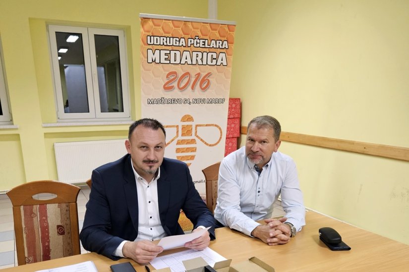 Grad Novi Marof nastavlja podupirati poljoprivrednike: Potpisan ugovor s Udrugom pčelara Medarica