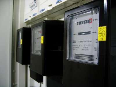 HERA objavila nove tarife koje se primjenjuju od 1. siječnja; struja u modelu Bijeli veća za 22% godišnje