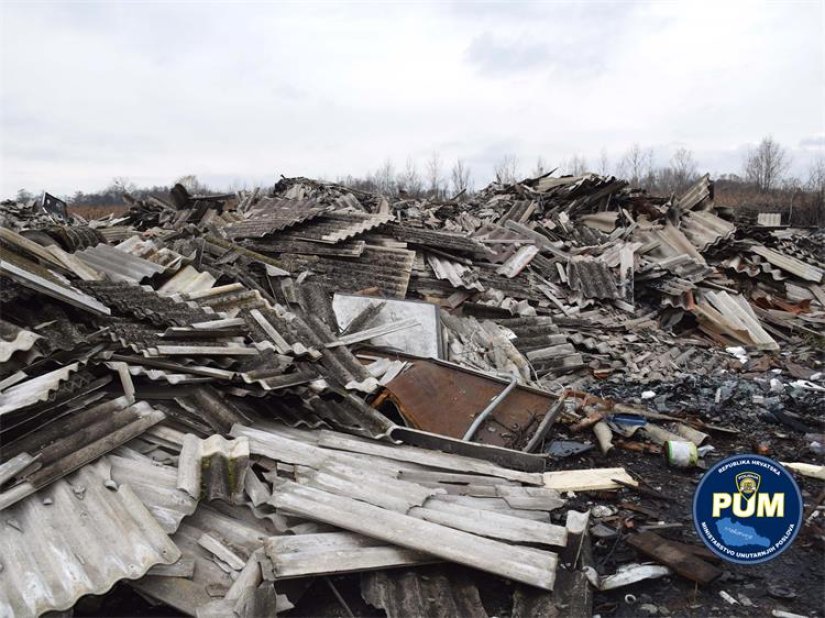 Nezakonito odlaganje velike količine azbestnog otpada