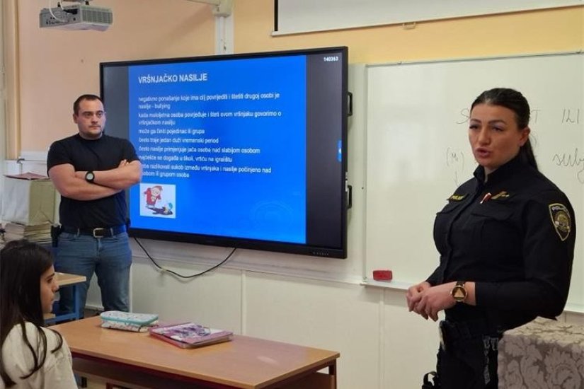 Stop vr&scaron;njačkom nasilju i pritehnici - u &scaron;kolskim klupama