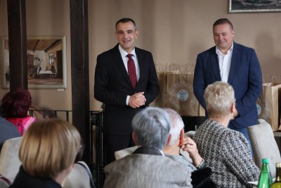 Međimurska županija priredila blagdansko druženje svojim umirovljenicima