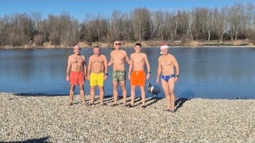 Bruno Ister i Miran Bojanić Morandini otpratili 2025. hladnom kupkom na Aquacityju