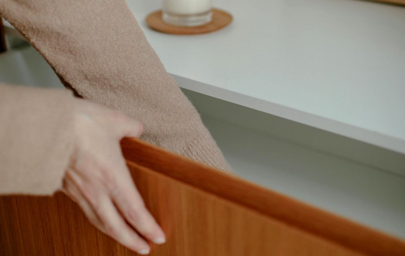 Dvije osobe iz ladice u hotelu ukrale zasad neutvrđenu količinu cigareta