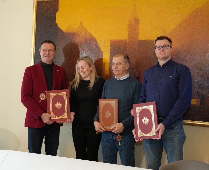 Grad Varaždin: Potpisan sporazum i predstavljena aplikacija za učenje i upravljanje hrvatskim znakovnim jezikom