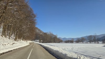 Županijska zimska služba: "Ceste posipamo i dvaput dnevno; vožnju treba prilagoditi uvjetima"
