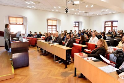 FOI pokreće gotovo milijun eura vrijedne institucionalne istraživačke projekte