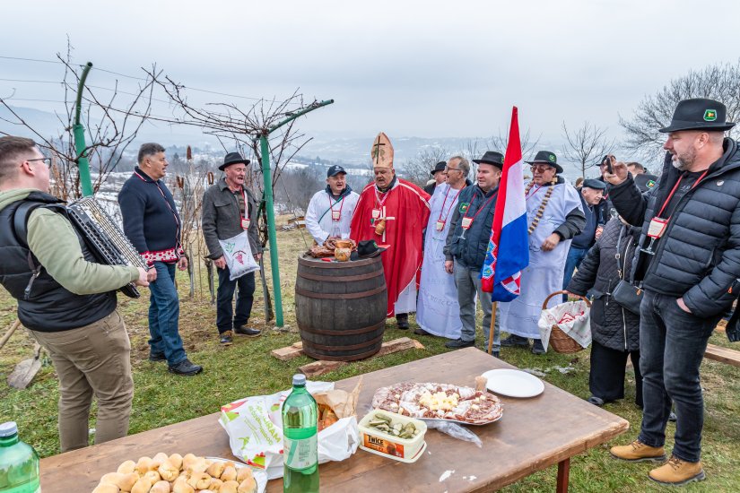 FOTO Proslava Vincekova na brijegu Gaj u Kapeli Kalničkoj