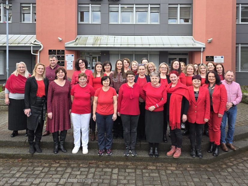 I međimurske policajke obilježile Dan crvenih haljina kojim se podiže svijest o prevenciji moždanog udara kod žena